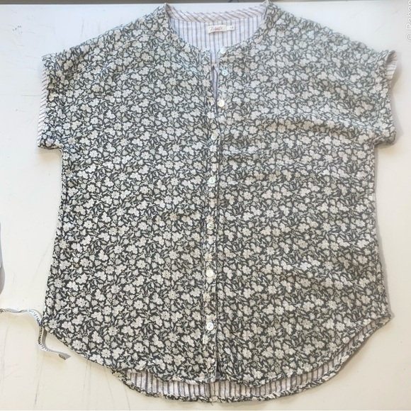 Faherty Reversible Button Down Shirt Floral & Stripe Size Small - Picture 3 of 7